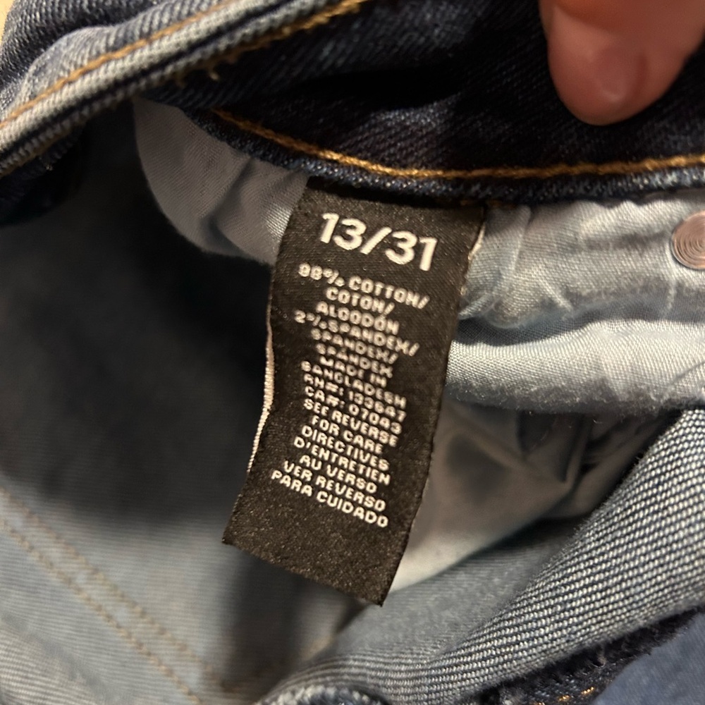 Distressed Jeans - Picture 4 of 4